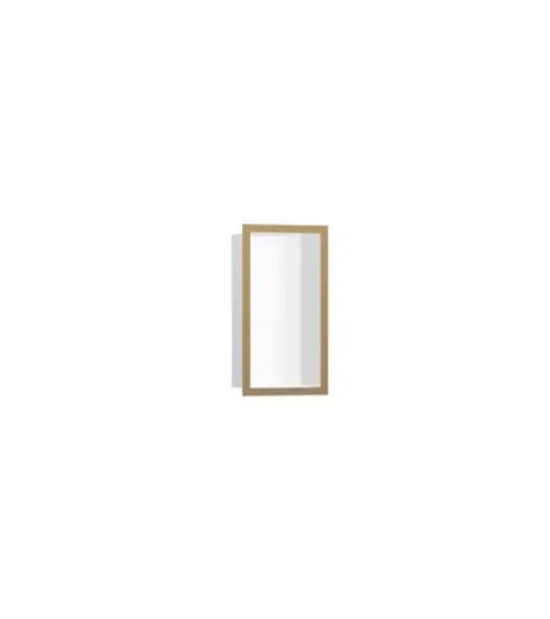 Wandnische in mattem Weiß mit einem Designrahmen in gebürstetem Bronze, passend für den modernen Badbereich von Hansgrohe. Minimalistisches Design ohne sichtbare Regalflächen.